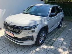 Grau Gebraucht 2022 Skoda Kodiaq SportLine SUV | 35.999 € (Guter Preis)