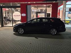 Schwarz Gebraucht 2020 Kia Ceed Sportswagon Vision Kombi | 17.800 € (Fairer Preis)