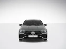 Grau Gebraucht 2024 Mercedes CLA250 Shooting Brake Night Kombi | 43.800 € (Teuer)