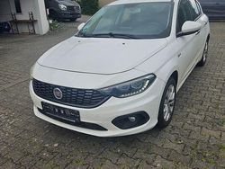 Weiß Gebraucht 2016 Fiat Tipo Lounge Limousine | 7.280 € (Superpreis)