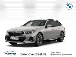 Grau Neu 2025 BMW i5 M Sport Limousine | 79.990 € (Teuer)