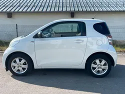 Weiß Gebraucht 2009 Toyota iQ Kleinwagen | 6.250 € (Etwas zu teuer)