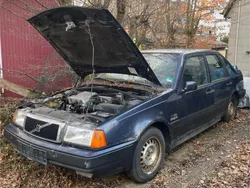Blau Gebraucht 1992 Volvo 440 Limousine | 1.050 €