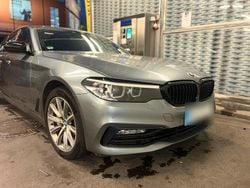 Grau Gebraucht 2017 BMW 530 Shadowline Limousine | 14.500 € (Superpreis)