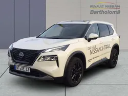 Brilliant white (m) Gebraucht 2024 Nissan X-Trail N-Connecta SUV | 44.900 € (Teuer)