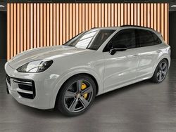 Grau Gebraucht 2024 Porsche Cayenne Turbo E-Hybrid SUV | 189.980 € (Fairer Preis)