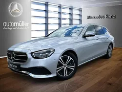 Hightechsilber Gebraucht 2021 Mercedes E220 Avantgarde Kombi | 42.910 € (Teuer)
