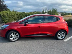 Rot Gebraucht 2015 Renault Clio IV Limousine | 6.000 € (Fairer Preis)
