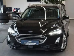 Schwarz Gebraucht 2020 Ford Focus Titanium Limousine | 13.550 € (Fairer Preis)