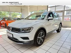 Pure white Gebraucht 2017 VW Tiguan Highline SUV | 23.980 € (Guter Preis)