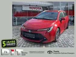 Emotional red 2 Gebraucht 2022 Toyota Corolla Team Kombi | 23.990 € (Fairer Preis)