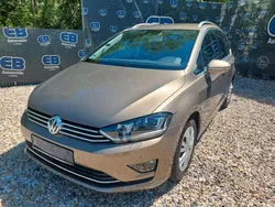 Gold Gebraucht 2015 VW Golf Sportsvan Van / Kleinbus | 13.333 € (Fairer Preis)