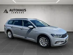 Grau Gebraucht 2021 VW Passat Business Kombi | 15.999 € (Guter Preis)