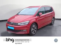 Rot Gebraucht 2022 VW Touran Highline Van / Kleinbus | 27.430 € (Superpreis)