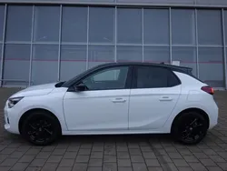 Weiß Gebraucht 2020 Opel Corsa GS Line Limousine | 14.590 € (Etwas zu teuer)