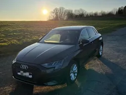 Schwarz Gebraucht 2022 Audi A3 Sportback Limousine | 22.200 €