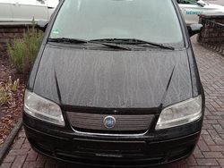 Schwarz Gebraucht 2006 Fiat Idea Van / Kleinbus | 600 € (Superpreis)