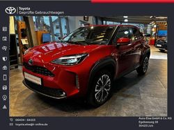 Rot Gebraucht 2022 Toyota Yaris Hybrid Elegant SUV | 24.990 € (Fairer Preis)