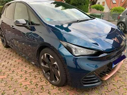 Blau Gebraucht 2023 Cupra Born Kleinwagen | 29.800 € (Etwas zu teuer)