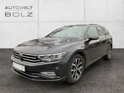 Grau Gebraucht 2022 VW Passat Business Kombi | 28.490 € (Fairer Preis)