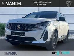 Weiß Gebraucht 2022 Peugeot 5008 Allure Van / Kleinbus | 29.950 € (Etwas zu teuer)