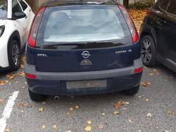 Blau Gebraucht 2001 Opel Corsa Kleinwagen | 500 € (Superpreis)