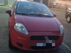Rot Gebraucht 2011 Fiat Grande Punto Basis Kleinwagen | 3.500 € (Etwas zu teuer)