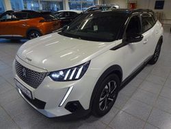 Weiss Gebraucht 2021 Peugeot e-2008 GT SUV | 18.900 € (Fairer Preis)