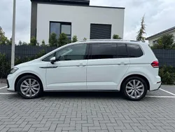 Weiß Gebraucht 2019 VW Touran Highline Van / Kleinbus | 22.500 € (Guter Preis)