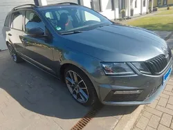 Blau Gebraucht 2017 Skoda Octavia RS Kombi | 15.900 € (Fairer Preis)