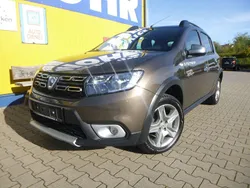 Toffee braun Gebraucht 2017 Dacia Sandero Prestige Kleinwagen | 8.950 € (Fairer Preis)