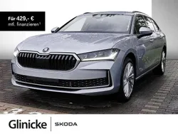 Silber Gebraucht 2025 Skoda Superb Selection Kombi | 39.490 € (Etwas zu teuer)