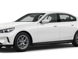 Alpinweiß uni Neu 2025 BMW 520 Sport Line Limousine | 49.350 €