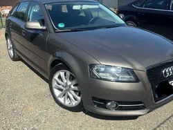 Grau Gebraucht 2012 Audi A3 Sportback Ambition Limousine | 7.990 € (Fairer Preis)