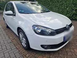 Weiß Gebraucht 2009 VW Golf VI Limousine | 3.200 € (Fairer Preis)