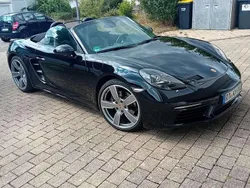Schwarz Gebraucht 2020 Porsche 718 Cabrio | 59.900 €