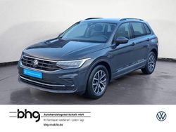 Uranograu Gebraucht 2023 VW Tiguan Life SUV | 27.860 € (Guter Preis)
