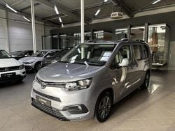 Silber Gebraucht 2021 Toyota Proace Verso City Kombi | 23.990 € (Fairer Preis)