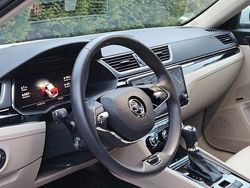 Weiß Gebraucht 2023 Skoda Superb LAURIN & KLEMENT Limousine | 35.000 € (Teuer)