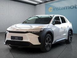 Weiß Gebraucht 2024 Toyota bZ4X Comfort SUV | 33.749 € (Guter Preis)