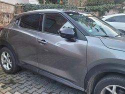 Grau Gebraucht 2019 Nissan Juke Acenta SUV | 12.500 € (Fairer Preis)