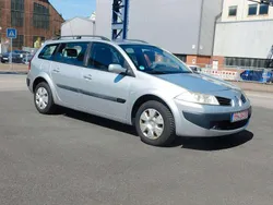 Silber Gebraucht 2006 Renault Mégane GrandTour Authentique Kombi | 1.699 €