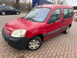 Rot Gebraucht 2009 Citroën Berlingo First Van / Kleinbus | 1.999 € (Fairer Preis)