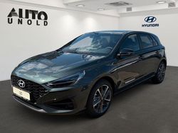 Grün Neu 2025 Hyundai i30 Advantage Limousine | 24.590 € (Etwas zu teuer)