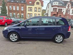 Blau Gebraucht 2012 Opel Zafira Family Van / Kleinbus | 8.500 €