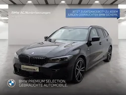 Schwarz Gebraucht 2024 BMW 330e M Sport Kombi | 46.907 € (Fairer Preis)