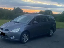 Grau Gebraucht 2010 Mitsubishi Grandis Van / Kleinbus | 2.200 €