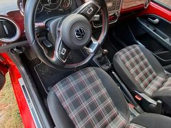 Rot Gebraucht 2022 VW up! Kleinwagen | 15.500 € (Guter Preis)