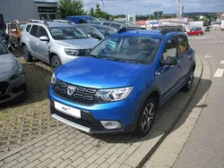 Blau Gebraucht 2018 Dacia Sandero Celebration Kleinwagen | 11.390 € (Fairer Preis)
