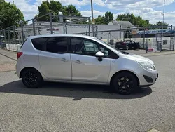 Gebraucht 2010 Opel Meriva Innovation Van / Kleinbus | 2.999 € (Guter Preis)